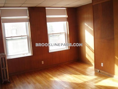 Brookline 1 Bed 1 Bath  Coolidge Corner - $2,895 No Fee