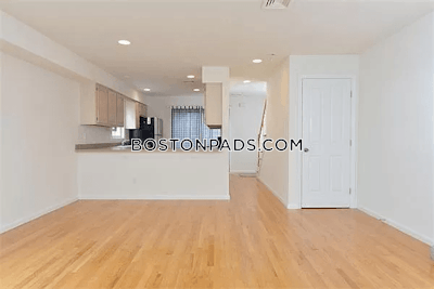 Mission Hill 4 Bed 3 Bath on Harleston St in BOSTON Boston - $7,200