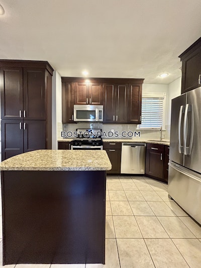 East Boston 3 Beds 1 Bath Boston - $3,000