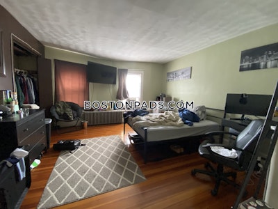 Somerville 5 Bed 2 Bath SOMERVILLE  Tufts - $6,300