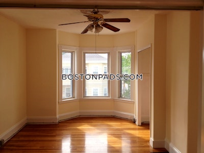 Medford 3 Beds Tufts  Tufts - $3,600