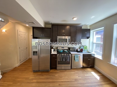 Mission Hill Nice 4 Bed 2 Bath available on Huntington Ave in Mission Hill  Boston - $5,500