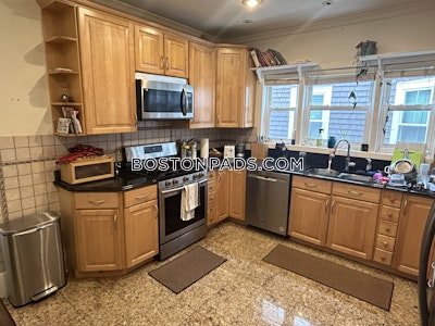 Cambridge 3 Beds 2 Baths  Mt. Auburn/brattle/ Fresh Pond - $3,500 50% Fee