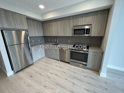 Revere 1 Bed 1 Bath - $2,420