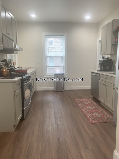 Allston 3 Beds 1 Bath Boston - $3,300