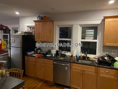 Medford 6 Beds 2 Baths Tufts  Tufts - $7,500