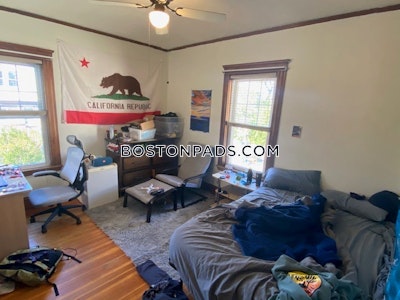 Medford Studio No Bath  Tufts - $6,500