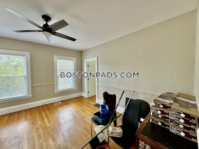 Malden 2 Bed 1 Bath MALDEN $2,200 - $2,100