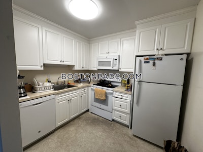 Brookline 1 Bed 1 Bath  Coolidge Corner - $2,625 No Fee