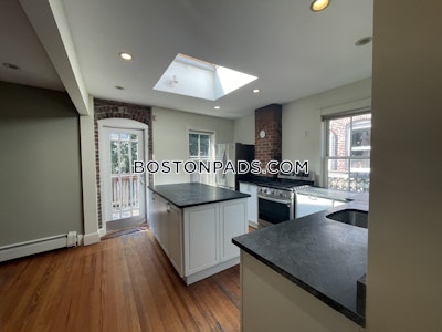 Fort Hill 6 Beds 3 Baths Fort Hill Boston - $7,900