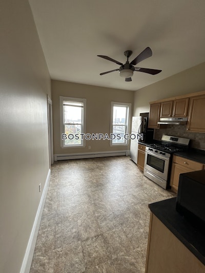 East Boston Renovated 2 bed 1 Bath available NOW on Webster St in East Boston! Boston - $2,850