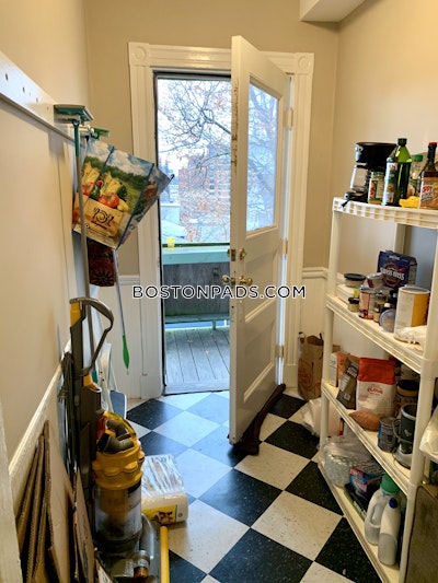 Mission Hill 4 Beds 1 Bath Boston - $6,600