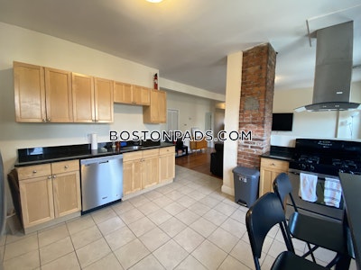 Mission Hill 3 Beds 1 Bath Boston - $4,800