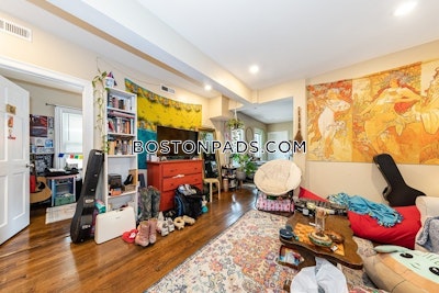 Mission Hill 3 Beds 1 Bath Boston - $5,700