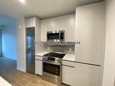 Seaport/waterfront Beautiful 1 bed 1 bath available NOW on Seaport Blvd in Boston!  Boston - $4,879