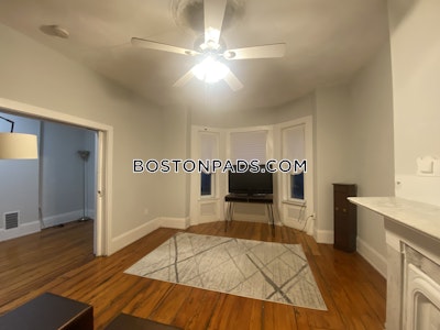 Roxbury 3 Beds 2 Baths Boston - $3,700