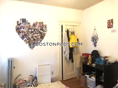 Fenway/kenmore Apartment for rent 1 Bedroom 1 Bath Boston - $3,000 50% Fee