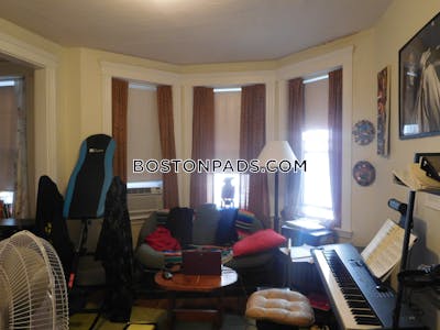 Fenway/kenmore Apartment for rent Studio 1 Bath Boston - $2,275 50% Fee