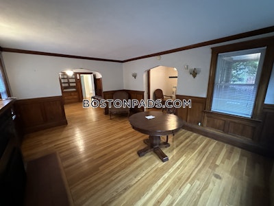 Brighton 2 Bed, 1 Bath Unit Boston - $2,800