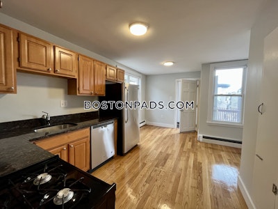 South Boston 3 Beds 1 Bath Boston - $3,750